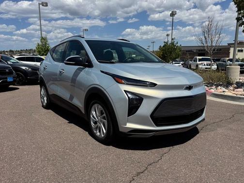 Silver Flare Metallic 2022 Chevrolet Bolt EUV LT