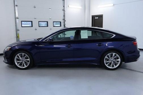 Navarra Blue Metallic 2021 Audi A5 Sportback Premium Plus