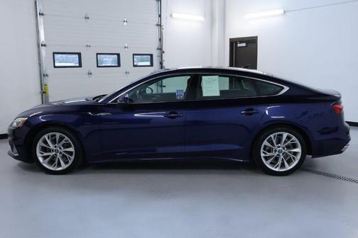 Navarra Blue Metallic 2021 Audi A5 Sportback Premium Plus