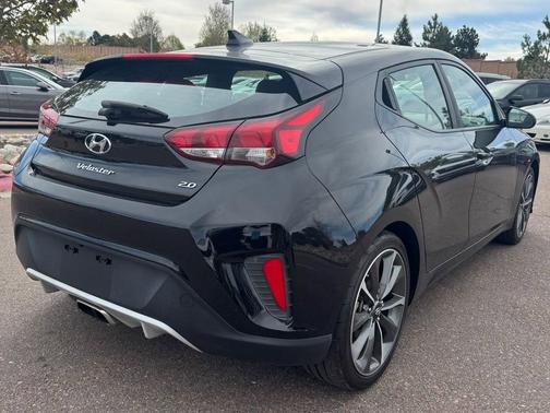 Ultra Black 2020 Hyundai Veloster 2.0 Premium