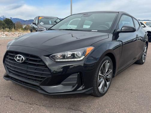 Ultra Black 2020 Hyundai Veloster 2.0 Premium