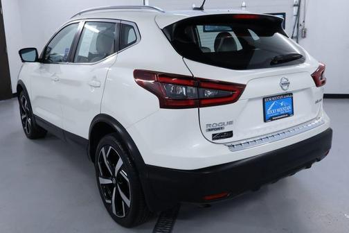 2022 Nissan Rogue Sport SL