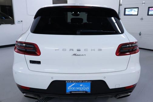 2018 Porsche Macan Base