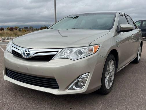 2014 Toyota Camry Hybrid XLE