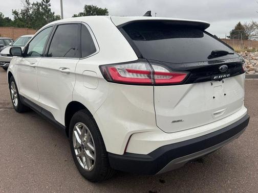Star White 2021 Ford Edge SEL