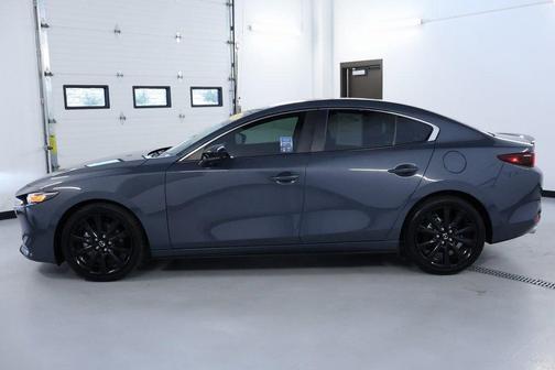 2023 Mazda Mazda3 2.5 S Carbon Edition