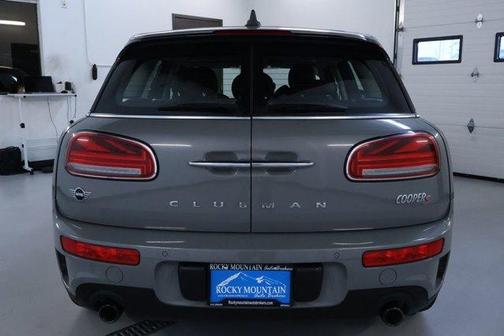 Moonwalk Gray Metallic 2022 MINI Clubman Cooper S ALL4