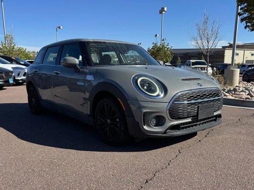 Moonwalk Gray Metallic 2022 MINI Clubman Cooper S ALL4
