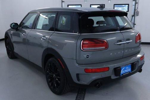 Moonwalk Gray Metallic 2022 MINI Clubman Cooper S ALL4
