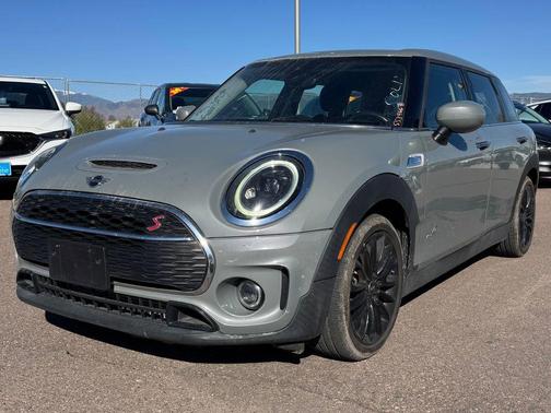 Moonwalk Gray Metallic 2022 MINI Clubman Cooper S ALL4