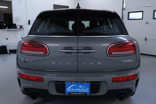Moonwalk Gray Metallic 2022 MINI Clubman Cooper S ALL4