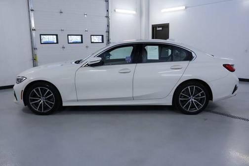 2021 BMW 330 i xDrive