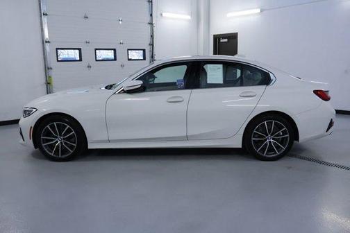 2021 BMW 330 i xDrive