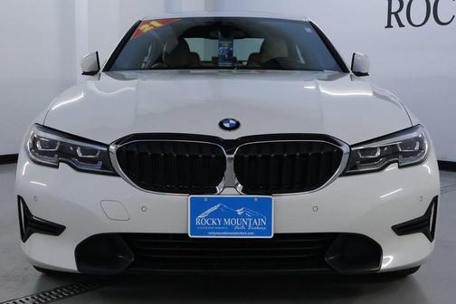 2021 BMW 330 i xDrive