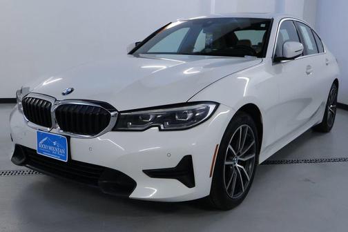 2021 BMW 330 i xDrive