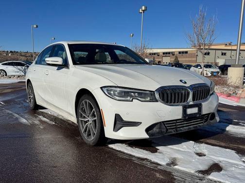 2021 BMW 330 i xDrive