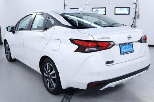 2021 Nissan Versa 1.6 SV