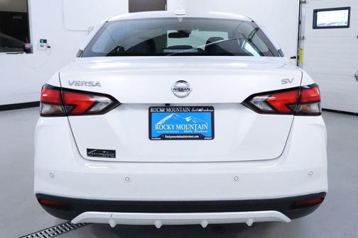 2021 Nissan Versa 1.6 SV
