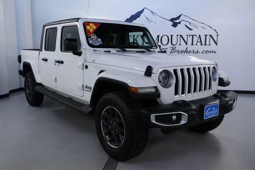 Bright White Clearcoat 2020 Jeep Gladiator Overland