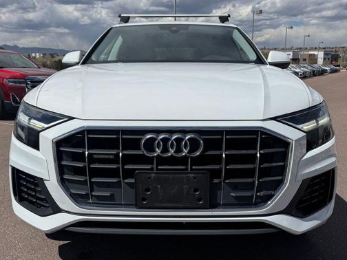 Carrara White 2019 Audi Q8 Premium
