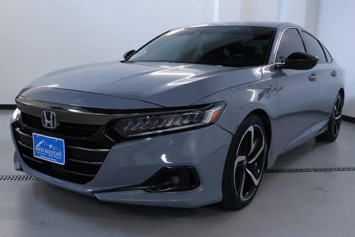 Sonic Gray Pearl 2022 Honda Accord Hybrid Sport