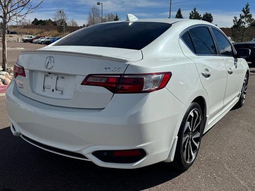 2017 Acura ILX Premium & A-SPEC Packages