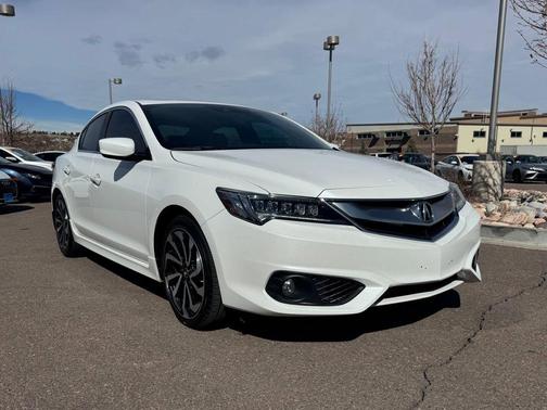 2017 Acura ILX Premium & A-SPEC Packages