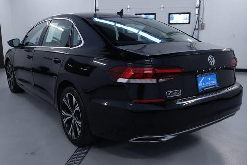 2021 Volkswagen Passat 2.0T SE