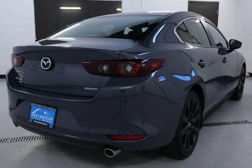 2024 Mazda Mazda3 Carbon Edition