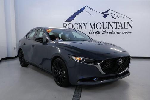 2024 Mazda Mazda3 Carbon Edition