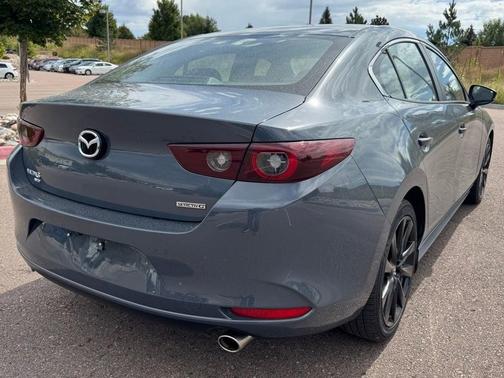 2024 Mazda Mazda3 Carbon Edition