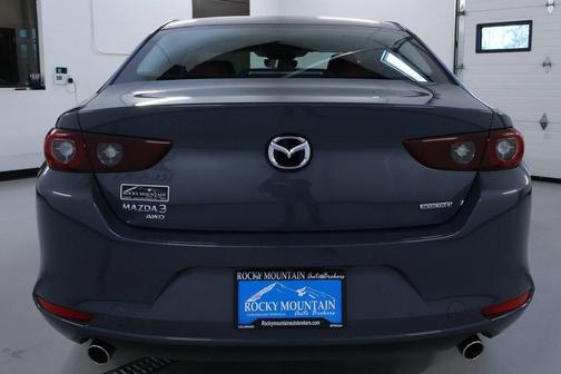 2024 Mazda Mazda3 Carbon Edition
