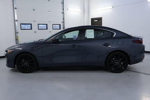 2024 Mazda Mazda3 Carbon Edition