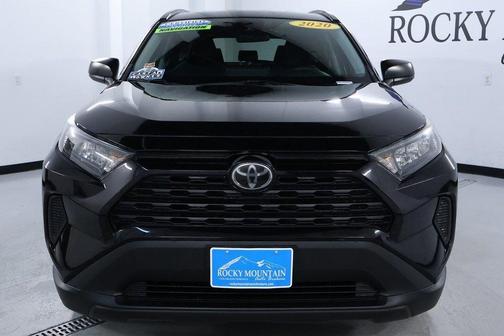 2020 Toyota RAV4 LE