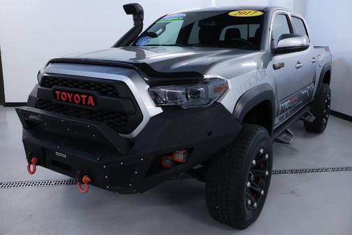 2017 Toyota Tacoma SR