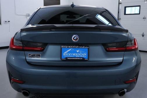 2021 BMW 330 i xDrive