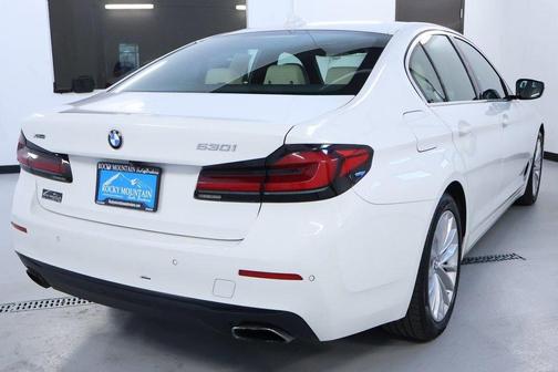 2022 BMW 530 i xDrive