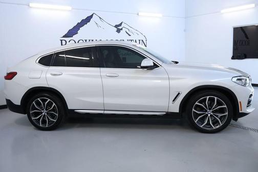 2021 BMW X4 xDrive30i