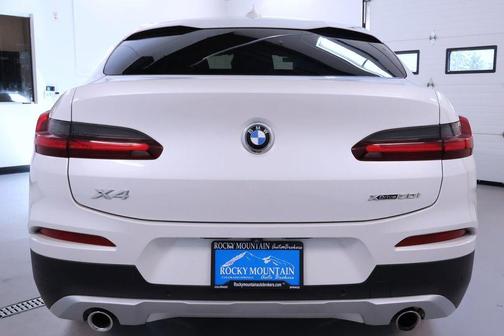 2021 BMW X4 xDrive30i