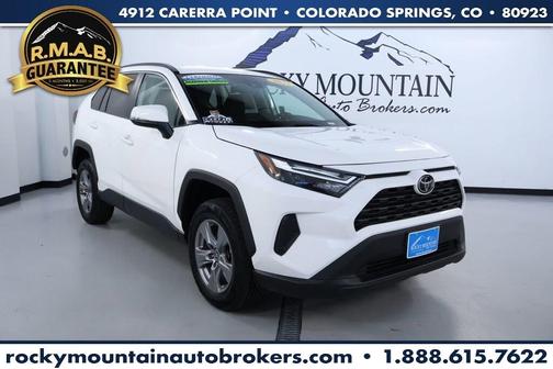 2022 Toyota RAV4 XLE