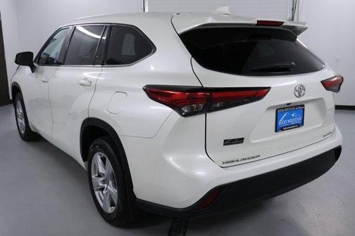 2021 Toyota Highlander LE