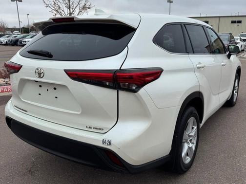 2021 Toyota Highlander LE