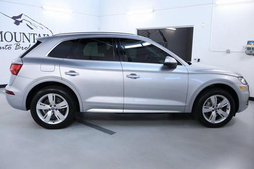2019 Audi Q5 2.0T Premium Plus