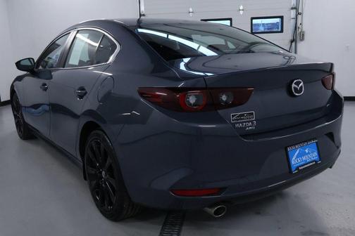 2024 Mazda Mazda3 2.5 S Carbon Edition