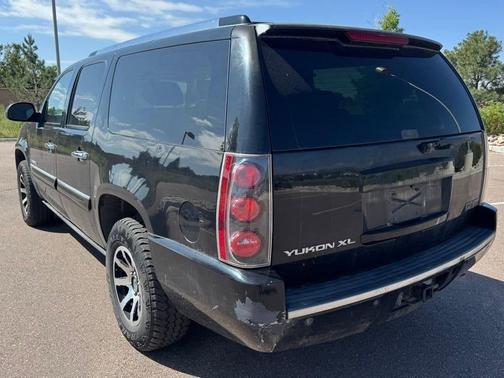 2007 GMC Yukon XL 1500 Denali