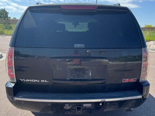 2007 GMC Yukon XL 1500 Denali