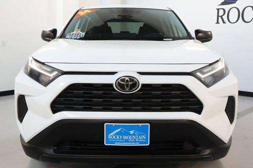 Ice 2024 Toyota RAV4 LE