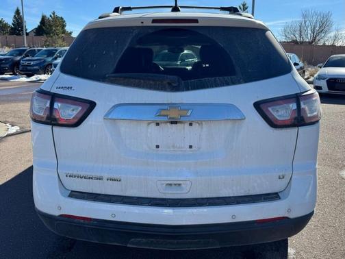 2017 Chevrolet Traverse 2LT