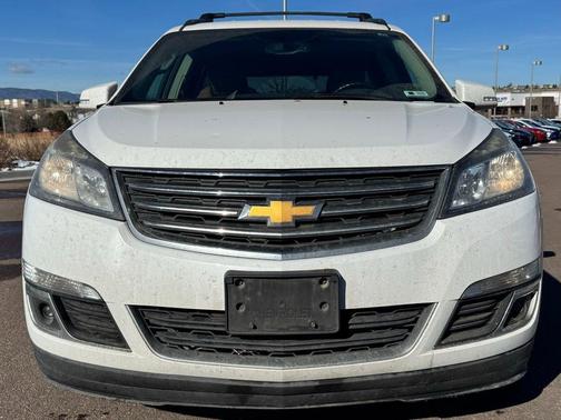 2017 Chevrolet Traverse 2LT