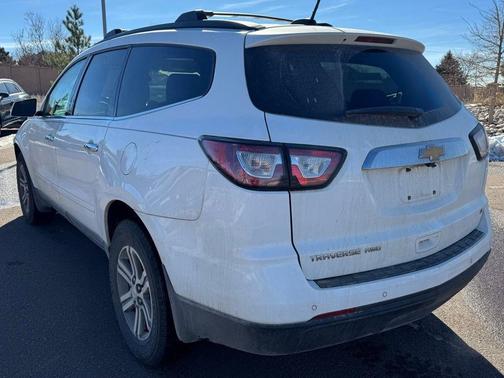 2017 Chevrolet Traverse 2LT